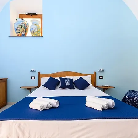 Sorrento Coast - With Garden For 9 Guests * Piano di Sorrento
